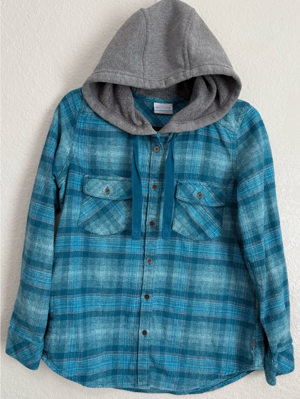 Columbia Women’s Teal Plaid Hooded Flannel Shirt Jacket with Gray Hood